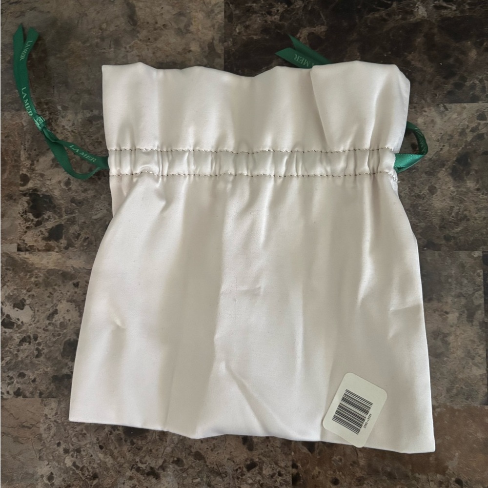 La Mer Drawstring Pouch Gift Bag Cream/Green New w/o Tag Accessory Beauty - Picture 2 of 4
